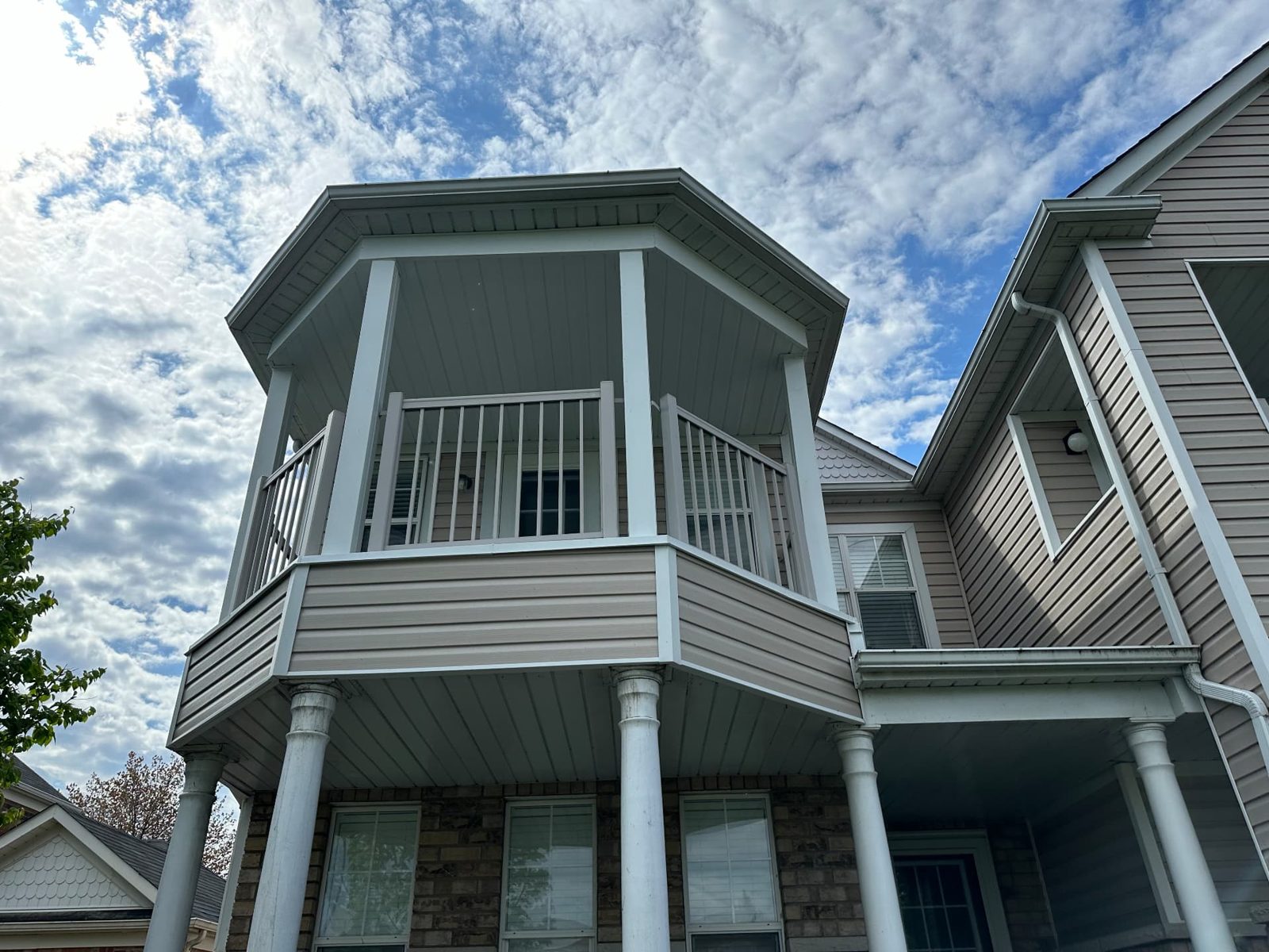 Ribonga exterior project in Ontario